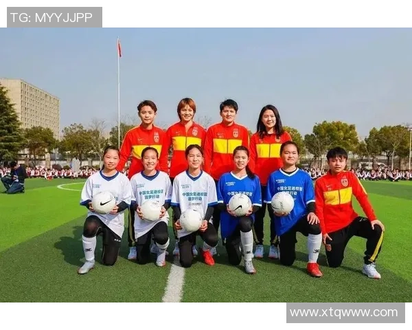 校队勇夺足球冠军展现青春风采与团队精神的辉煌时刻